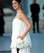 Filename=003.JPG
Filesize=667KiB
Dimensions=2000x3000
Date added=19.10.25 003.JPG