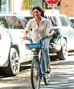 Filename=216.jpg
Filesize=1050KiB
Dimensions=1873x3000
Date added=27.09.25 216.jpg
